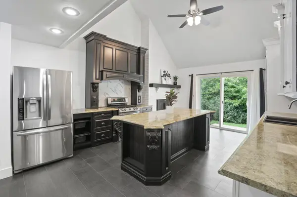 1855 Fontenay Court, Columbus, OH 43235