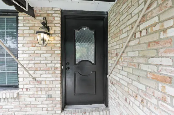 1855 Fontenay Court, Columbus, OH 43235