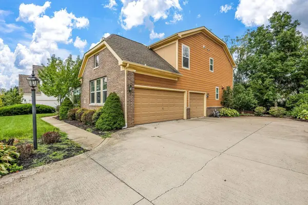 4378 Yellow Wood Drive, Dublin, OH 43016
