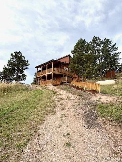 487 Laplata DR, Livermore, CO 80536