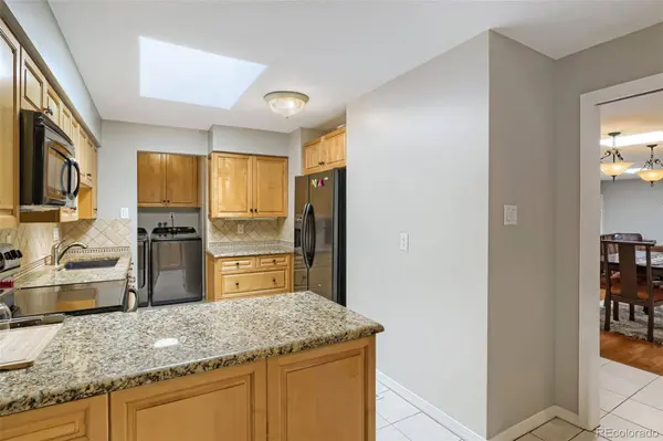 22 Birdie LN, Littleton, CO 80123