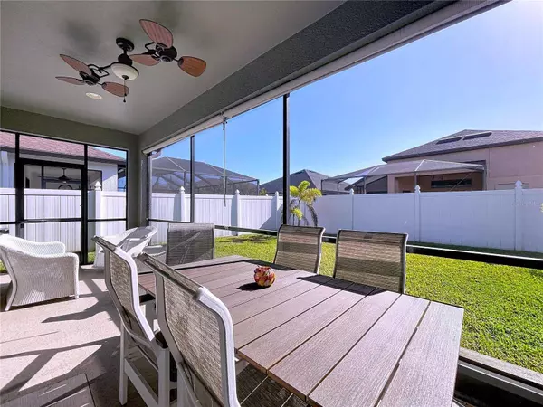 8501 WHITE POPLAR DR, Riverview, FL 33578