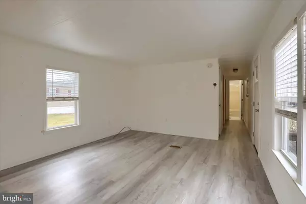 829 PINTAIL DR, Newport, PA 17074