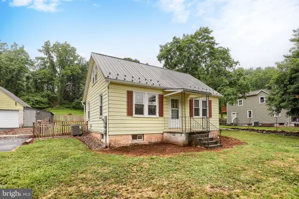 2731 FISHING CREEK VALLEY RD, Harrisburg, PA 17112