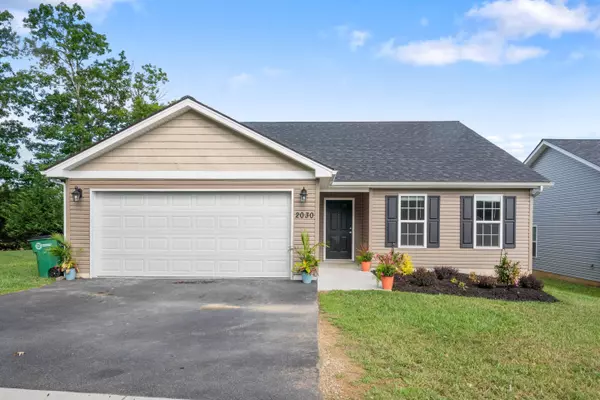 2030 Glade DR, Christiansburg, VA 24073