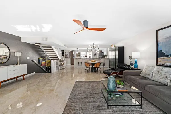 1117 PINELLAS BAYWAY S #306, St Petersburg, FL 33715