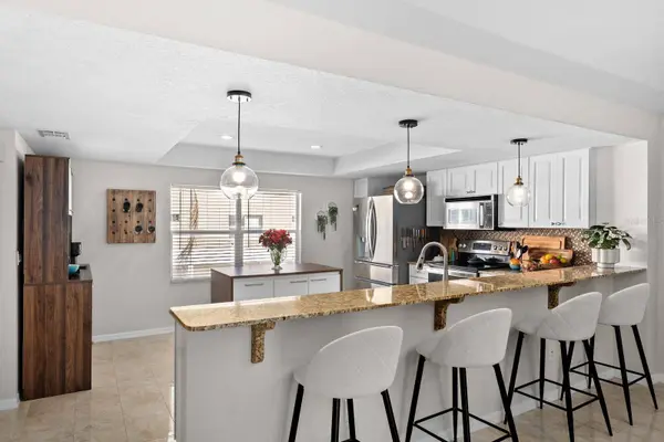 1117 PINELLAS BAYWAY S #306, St Petersburg, FL 33715