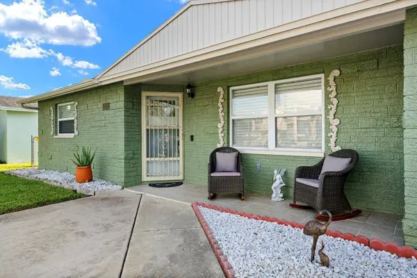 8505 OLD POST RD, Port Richey, FL 34668