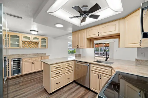 8505 OLD POST RD, Port Richey, FL 34668