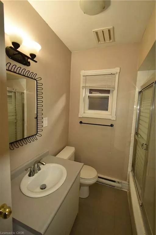 29 Melrose Avenue S #1, Hamilton, ON L8M 2Y4