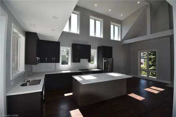 1294 Coric Avenue #1, Burlington, ON L7R 3S3