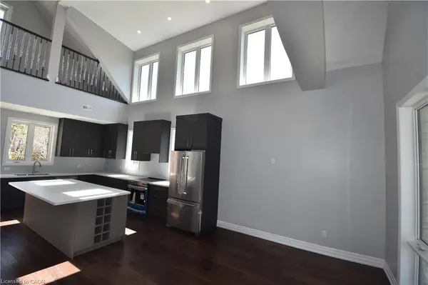 1294 Coric Avenue #1, Burlington, ON L7R 3S3