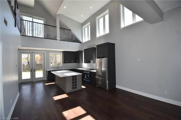 1294 Coric Avenue #1, Burlington, ON L7R 3S3