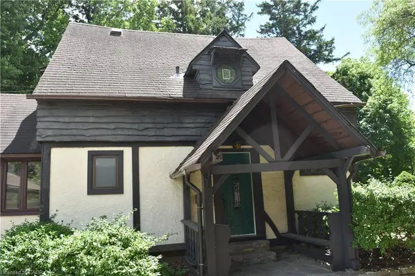 623 King Road, Burlington, ON L7T 3K3