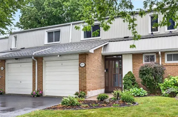 479 Woodview Road #3, Burlington, ON L7N 2Z9