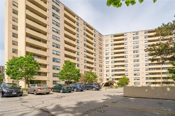 700 Dynes Road #811