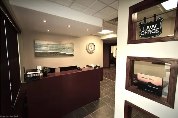 1025 Waterdown Road, Burlington, ON L7T 1N4