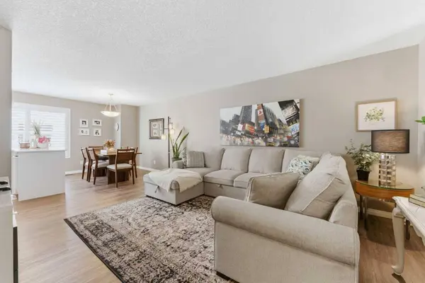 159 Mckenzie Towne Gate SE, Calgary, AB T2Z 4G2