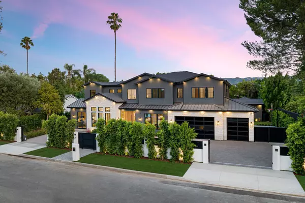 New Construction Homes in Fort Lauderdale Guide,Scott English