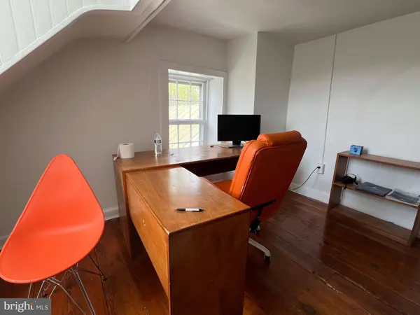 41 S CAMERON ST #D, Winchester, VA 22601