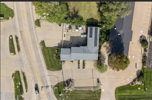 4537 N Brady ST, Davenport, IA 52806