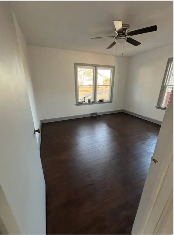 2117 N Marquette ST, Davenport, IA 52804