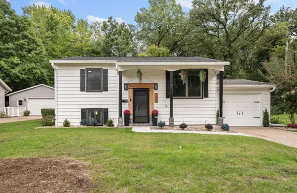 1141 6th ST, Milan, IL 61264