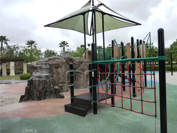 89 Winding WAY, Irvine, CA 92620