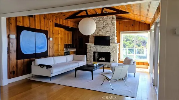 995 Summit, Laguna Beach, CA 92651