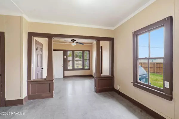 513 Hopkins ST, Lafayette, LA 70501