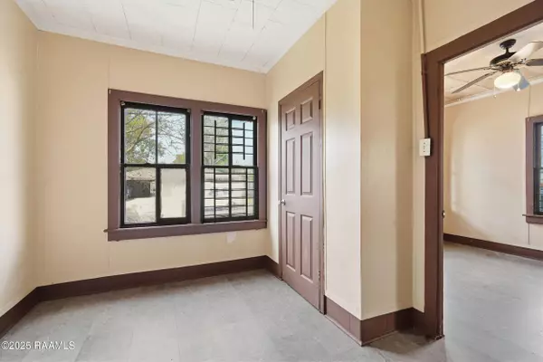 513 Hopkins ST, Lafayette, LA 70501