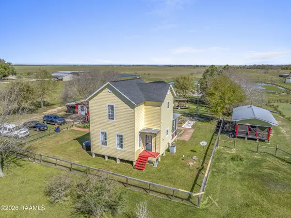 19496 Raoul RD, Iowa, LA 70647