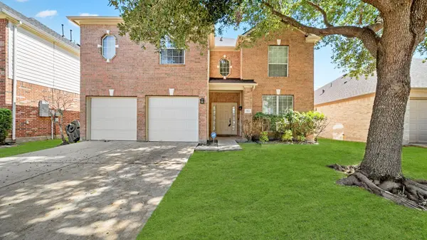 2803 Darby Brook Dr, Fresno, TX 77545-8124