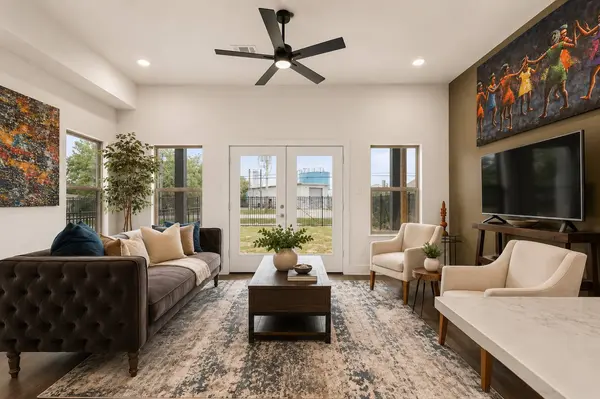 2812 Peacock Green WAY, Houston, TX 77047