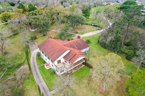 800 E Highway 90, Dayton, TX 77535
