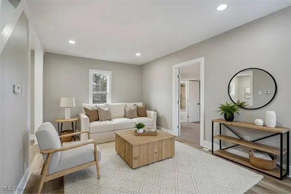 133 N Pearl ST, Columbiana, OH 44408