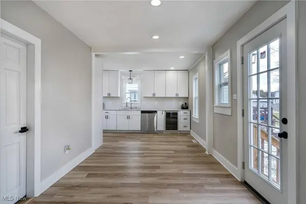 133 N Pearl ST, Columbiana, OH 44408