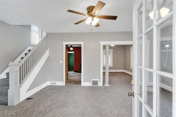 70 S Glenellen AVE, Youngstown, OH 44509