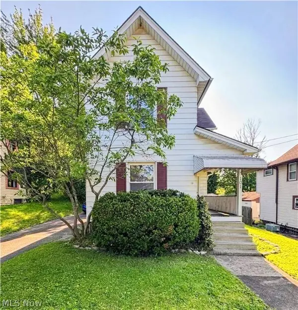 101 Ridgeway ST, Struthers, OH 44471