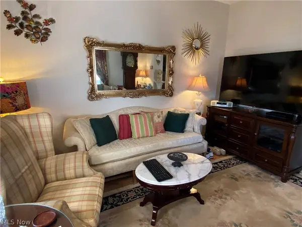 101 Ridgeway ST, Struthers, OH 44471