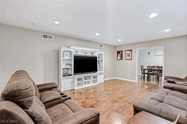 7130 Mill Creek BLVD, Youngstown, OH 44512