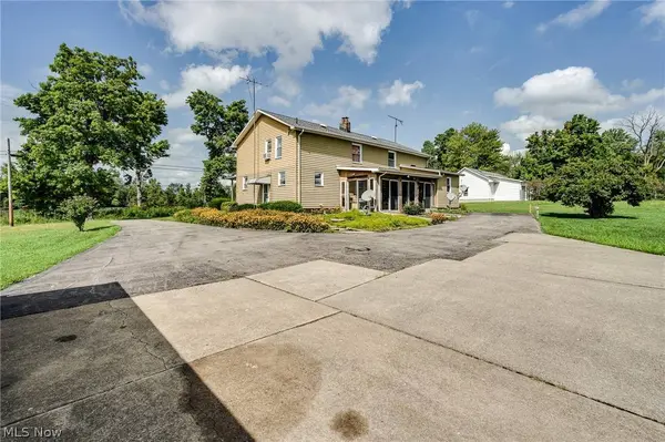 7846 Thompson Sharpsville RD NE, Burghill, OH 44404