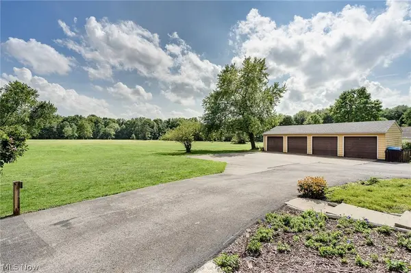 7846 Thompson Sharpsville RD NE, Burghill, OH 44404