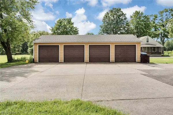 7846 Thompson Sharpsville RD NE, Burghill, OH 44404