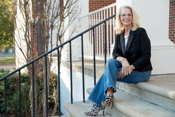 feature image of Your Trusted Partner in Buying or Selling Your Home