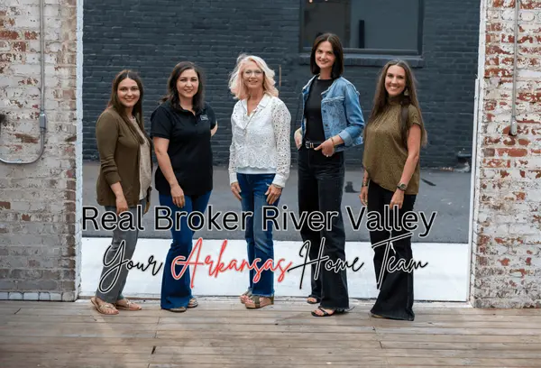 feature image of Arkansas River Valley Real Estate Guide | Buy &amp; Sell Homes