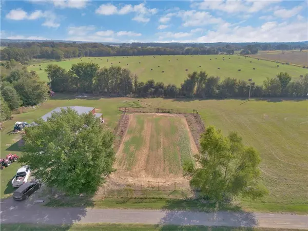 9039 Grand Prairie Rd, Charleston, AR 72933