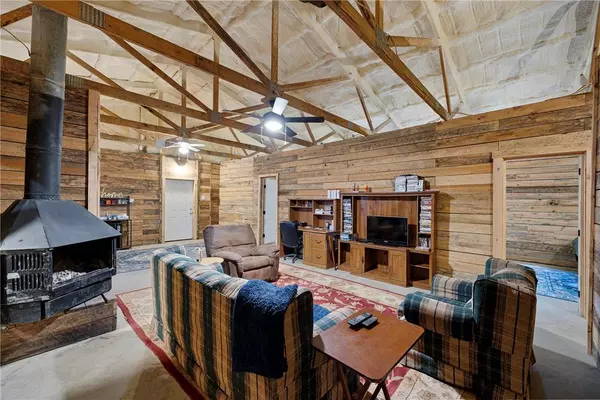 11882 E Old Belleville Rd, Belleville, AR 72824