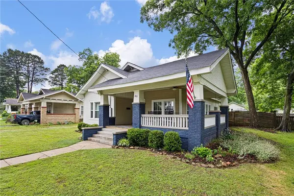 809 N Oak St, Morrilton, AR 72110
