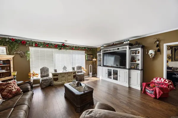 1001 W Church St Street, Morrilton, AR 72110